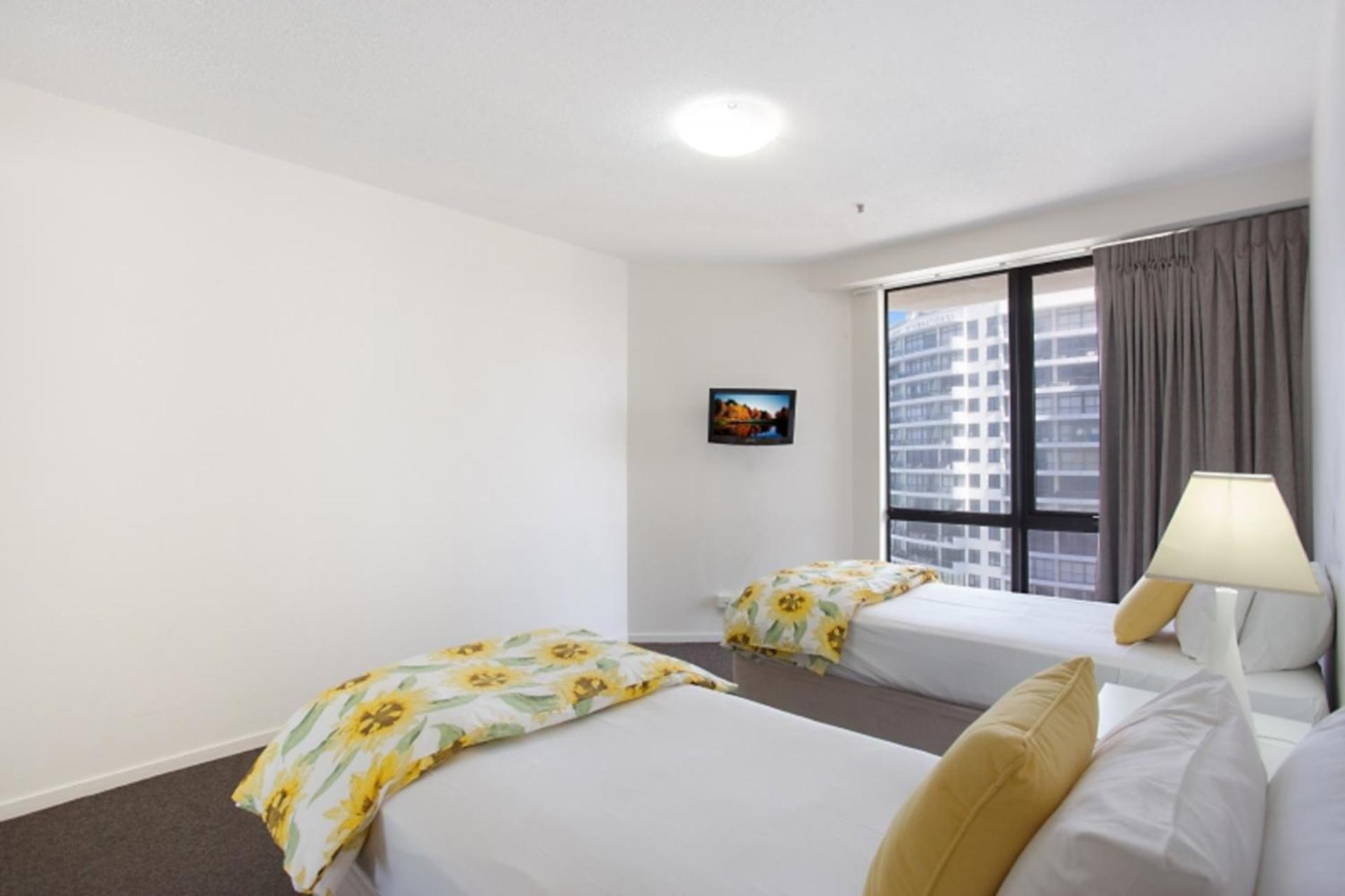 Paradise Centre Apartments Managed By Gchs 골드코스트 외부 사진